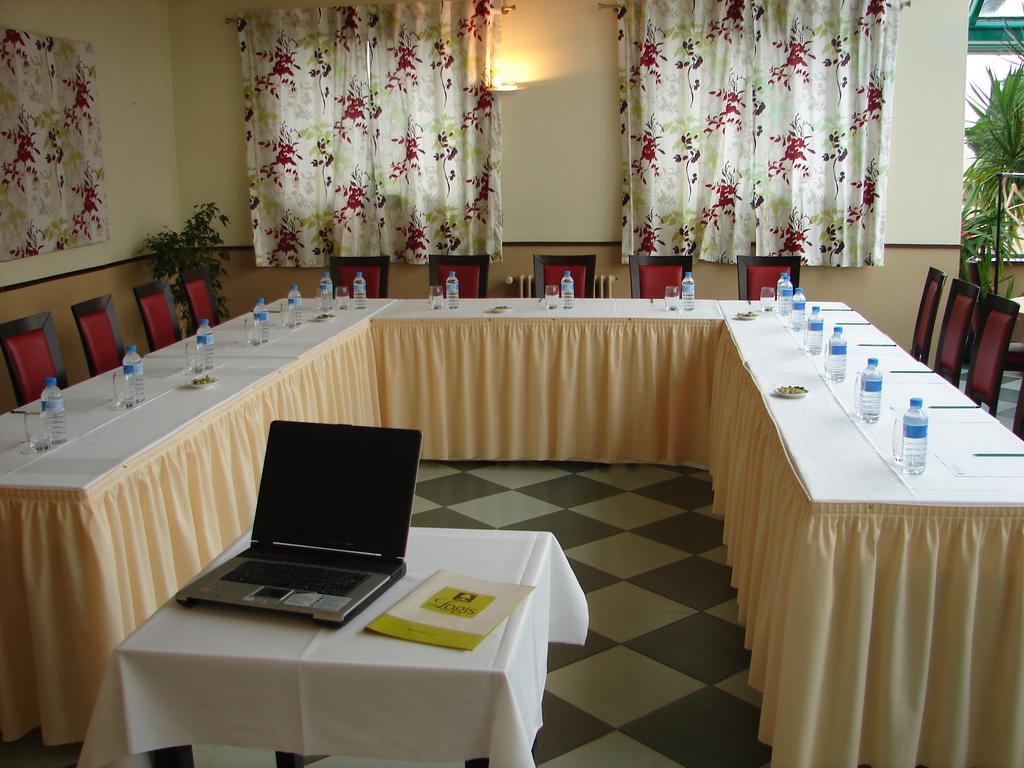 Hotel Du Lac Huelgoat Kültér fotó