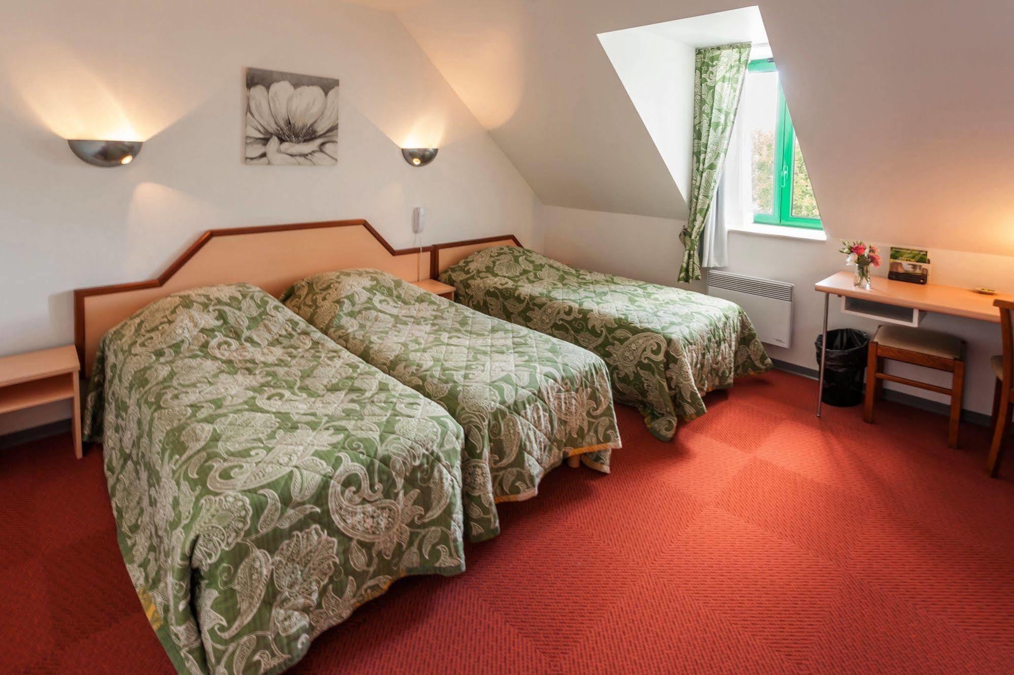 Hotel Du Lac Huelgoat Kültér fotó